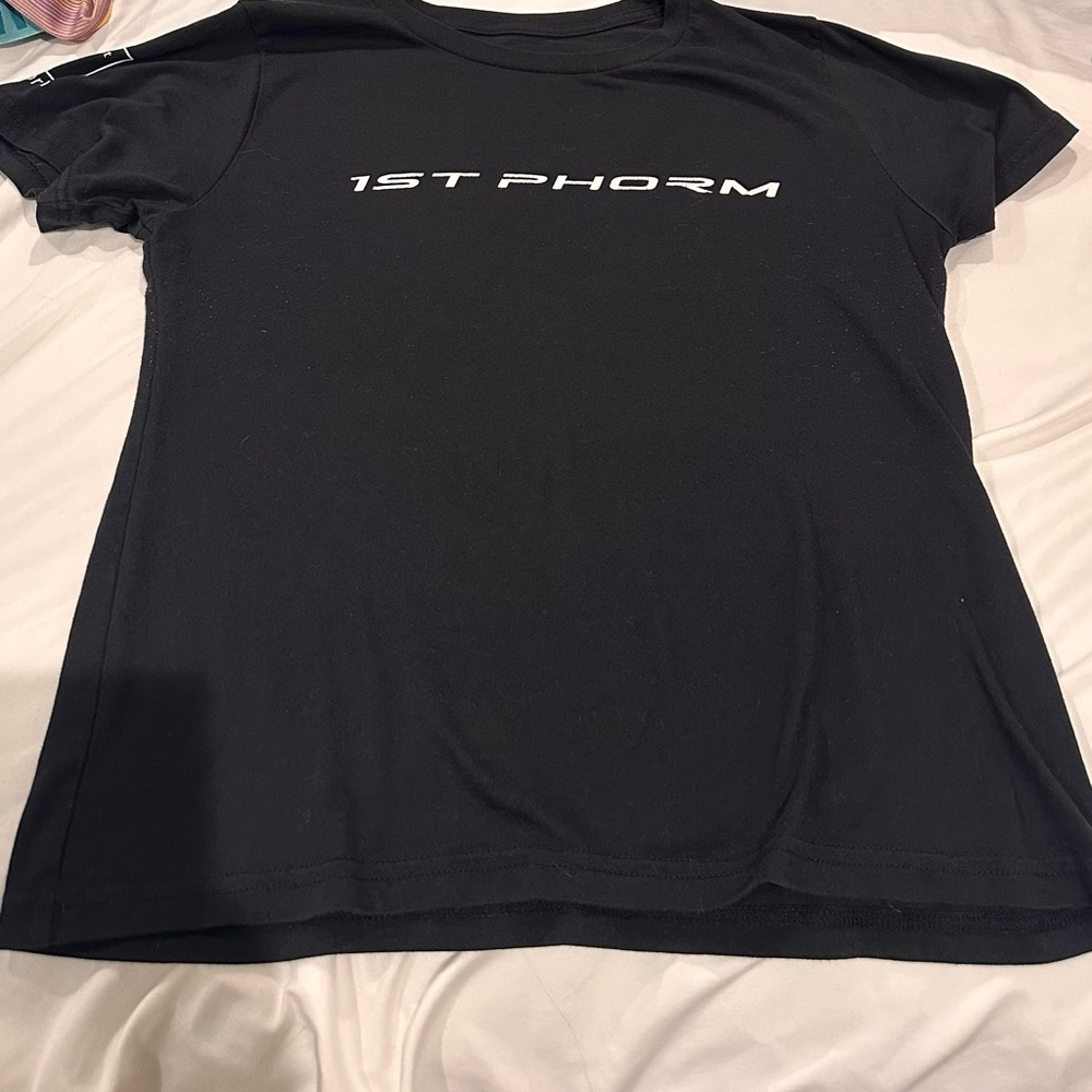 1st Phorm Women's Black Short Sleeve Tee